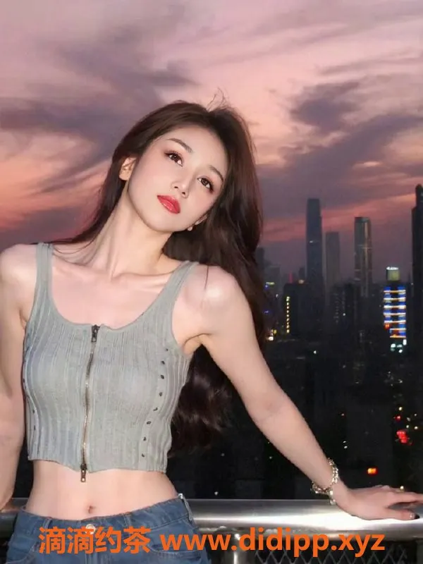 厦门楼凤-湖里区电报老师—五缘湾波波，享受服务