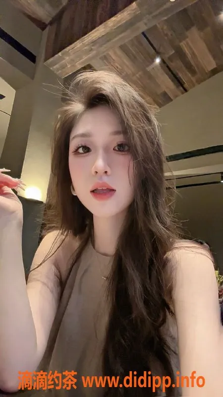 广州楼凤资源信息,天河紫萱：大胸嫩妹7P服务，欢迎体验！