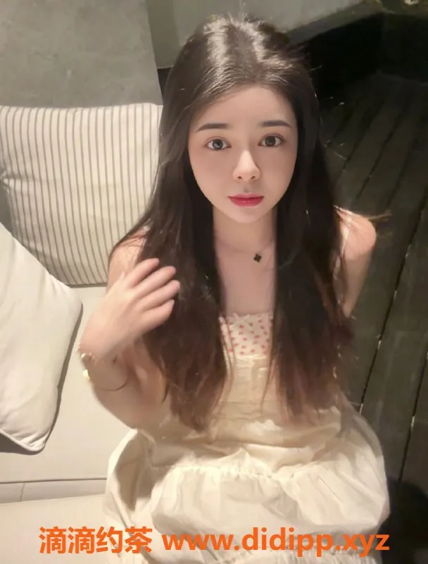 广州楼凤-天河芊沐 课费1200p 1700pp