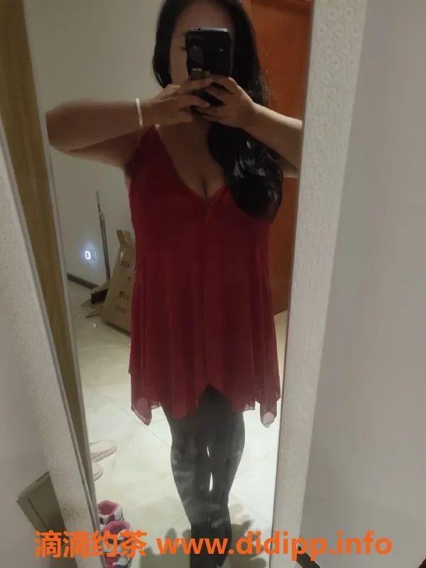 昆明楼凤资源信息,西山区小祖宗36E，茶费500P/900PP，已视频验证