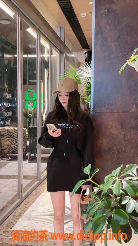 东莞楼凤-南城樱桃丫丫，23岁，166cm，36D，甜蜜服务等你来享受！