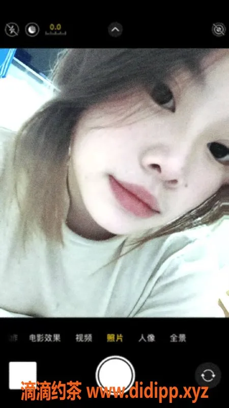 成都楼凤资源信息,成都嫩妹婷婷，19岁，身高162，服务热情，价格500起