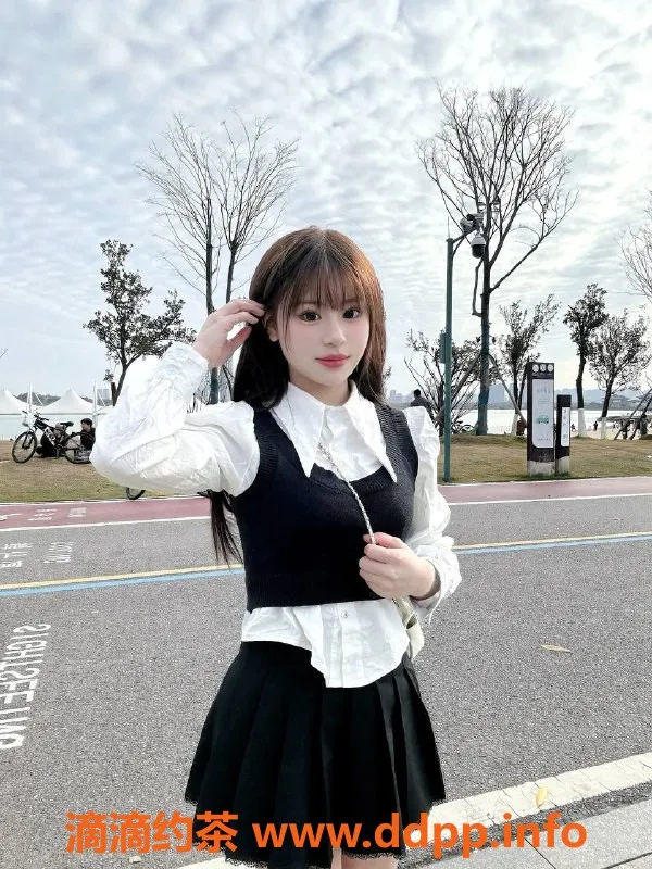 广州楼凤-金沙洲御姐嘉嘉，700元体验69p服务