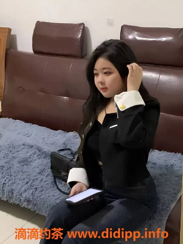 广州楼凤-金沙洲奈奈，69p御姐，600元起