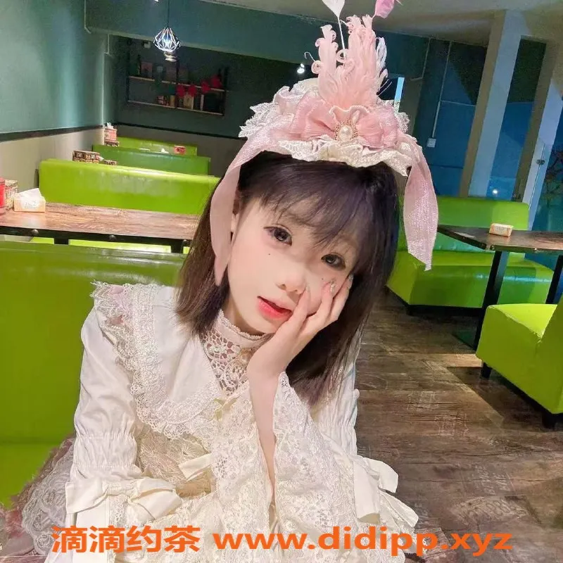 长沙楼凤资源信息,雨花区兮兮，158、18岁，5p鸳鸯洗浴服务