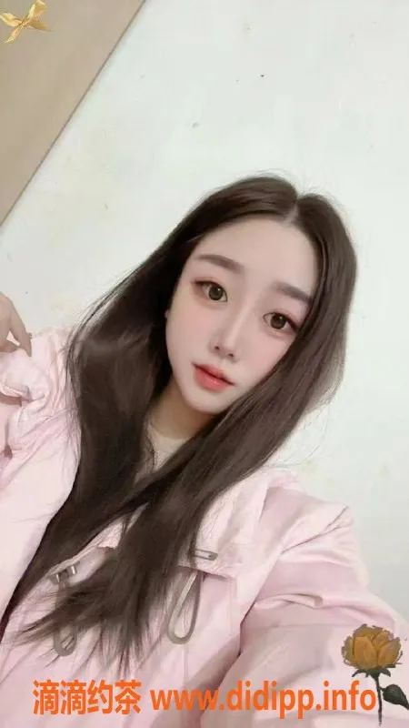 成都楼凤-武侯区乔依依，24岁165cm微胖御姐，6p9pp点燃激情