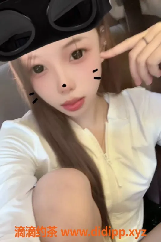 南京楼凤-雨花台区小兰 165高 18岁 B罩杯 6P仅需现金