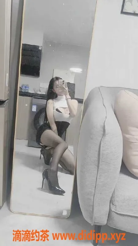 广州楼凤资源信息,天河东圃依依 21岁 160cm 49kg 茶水600元