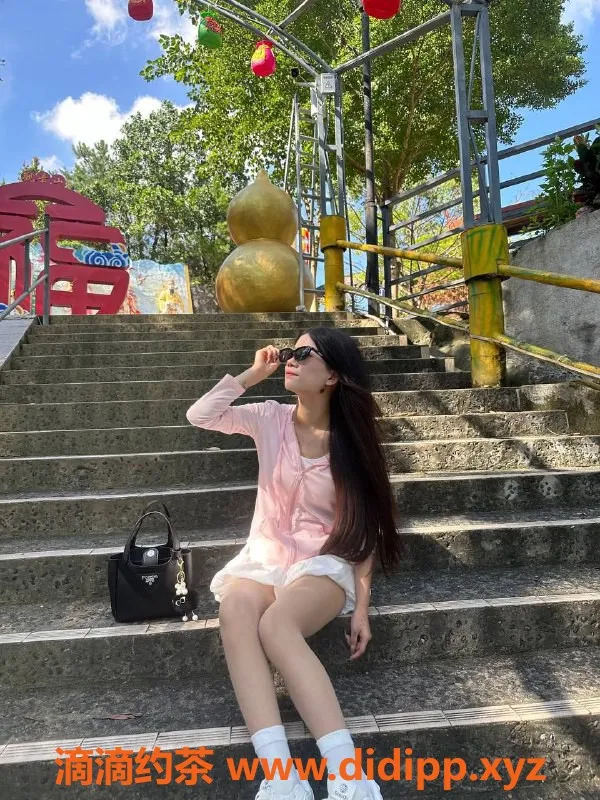 广州楼凤-天河区摇摇，私密服务让你心动不已