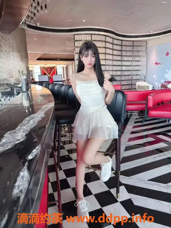 北京楼凤-朝阳传媒大学新晋兼职苏瓷，1400p服务等你来体验！