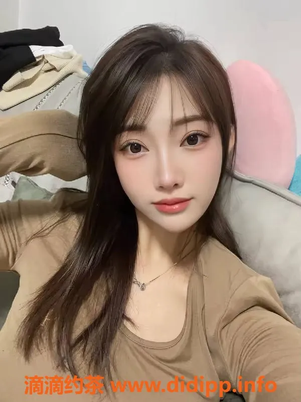 厦门楼凤-思明区柠柠：169身高、50体重、36E胸，价格600起