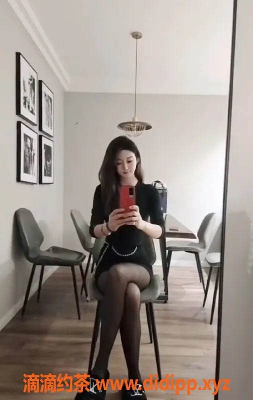 上海楼凤-普陀李子希，身高176cm，C罩杯，1800P起