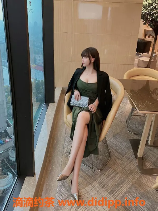 上海楼凤-徐汇洛洛 169cm D+胸 身材诱人 1200元起