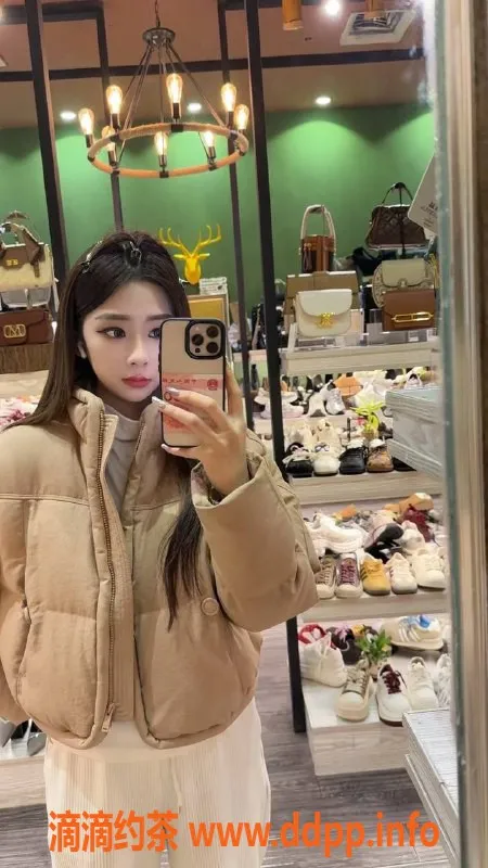 杭州楼凤-拱墅知恩，嫩妹69互舔服务，价格900起