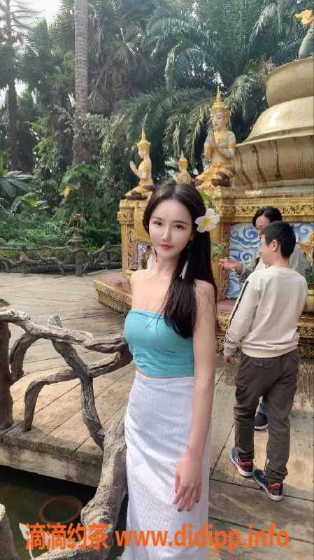 深圳楼凤资源信息,龙华叶澜依900起，超值体验等你来！