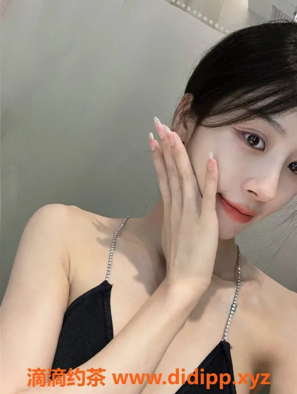 广州楼凤-天河御姐李梦涵，享受鸳鸯浴新体验