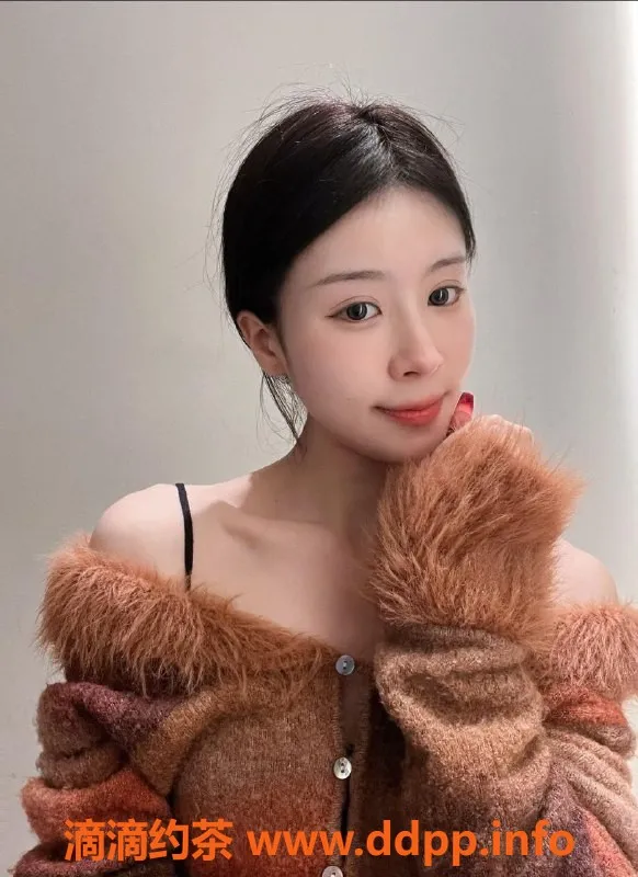 广州楼凤资源信息,天河御姐李梦涵，享受鸳鸯浴新体验