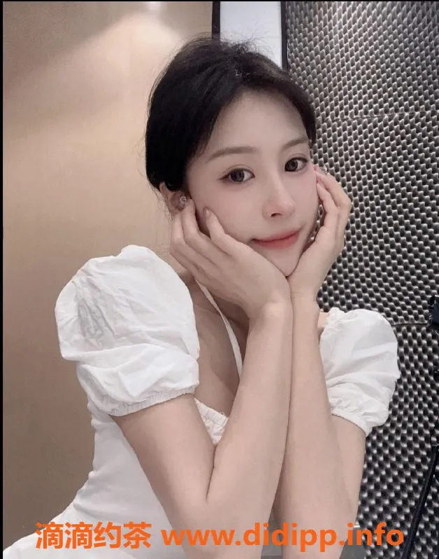 广州楼凤-天河御姐李梦涵，享受鸳鸯浴新体验