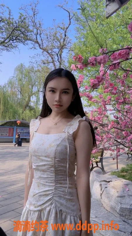 北京楼凤-朝阳区颖儿，900元起，娇小玲珑，服务优质