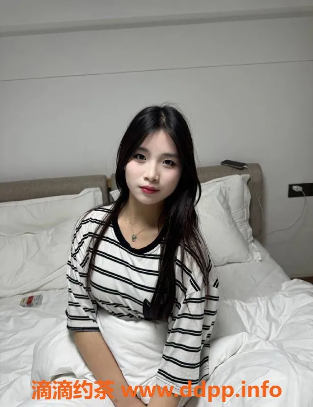 广州楼凤-天河嫩妹雯雯，双飞夜课7P等你来体验