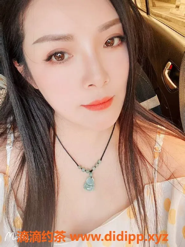 成都楼凤-成都雪梨 158高C罩杯 400元/小时服务