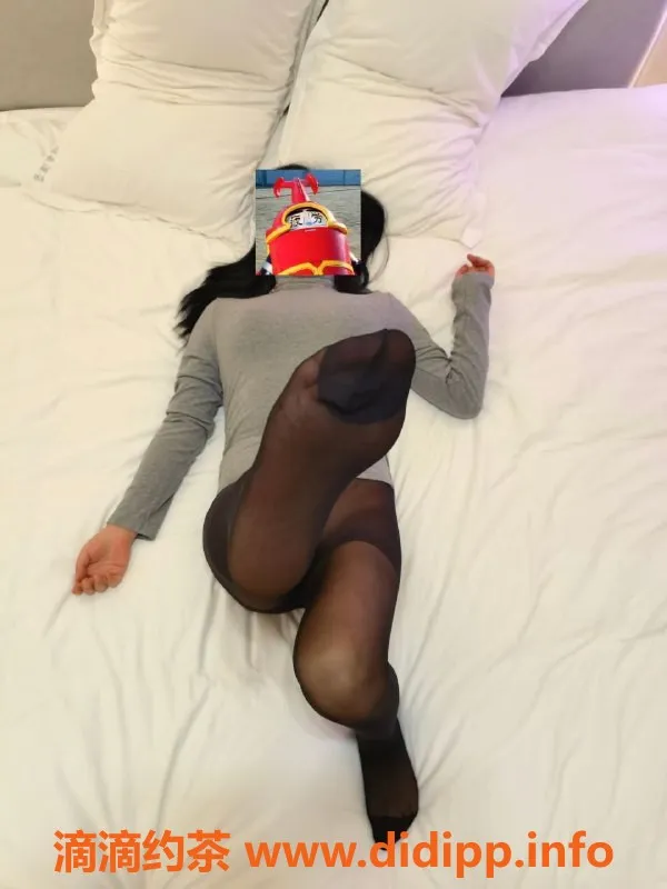 昆明楼凤资源信息,西山区敏敏，400元调情服务，制服诱惑引人入胜