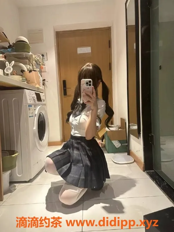 东莞楼凤-万江萝莉小妹，700元起，超值享受