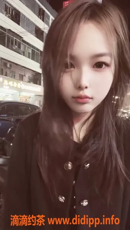 广州楼凤-白云嫩妹依依，热情舌吻夜课仅8P