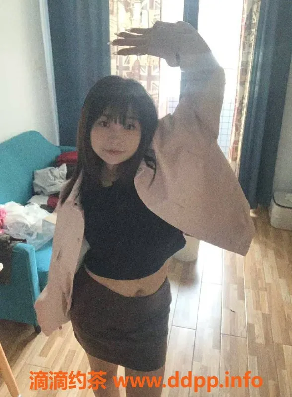 成都楼凤资源信息,武侯区嫩妹表妹，身高160，车费6p 9pp