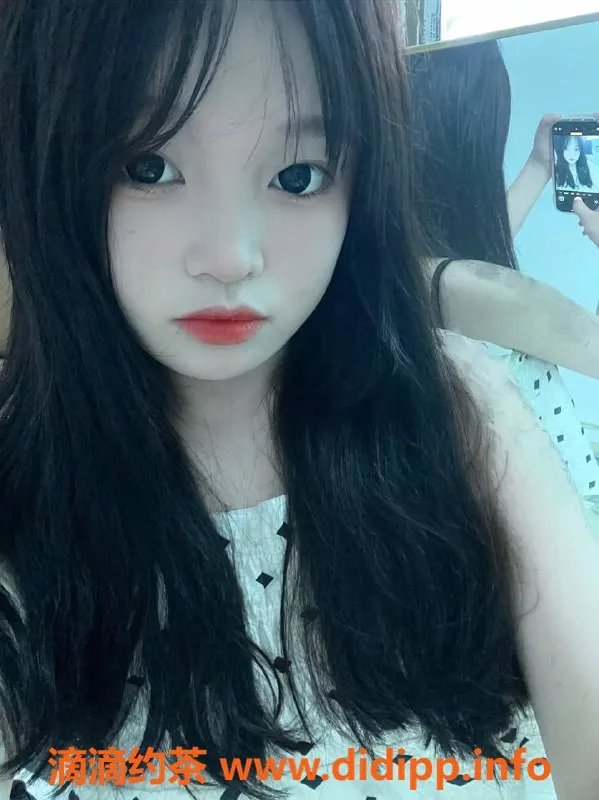 广州楼凤-黄埔艺瑶，嫩妹6P鸳鸯浴等你来享！