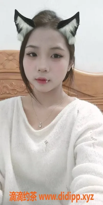 广州楼凤-花都嫩妹婷婷，700元一次超值享受！