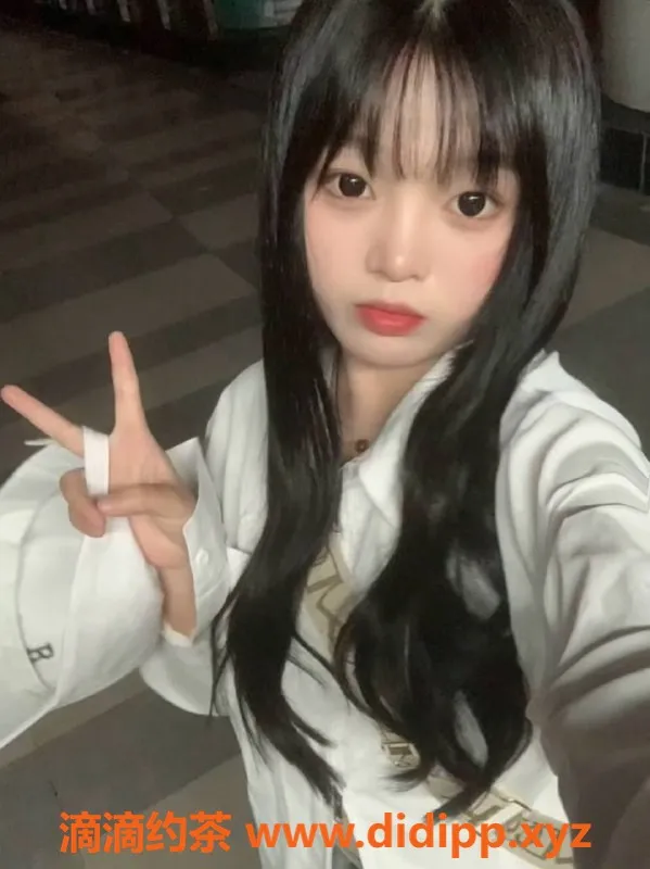 广州楼凤-黄埔嫩妹艺瑶，600元精彩服务等你来约