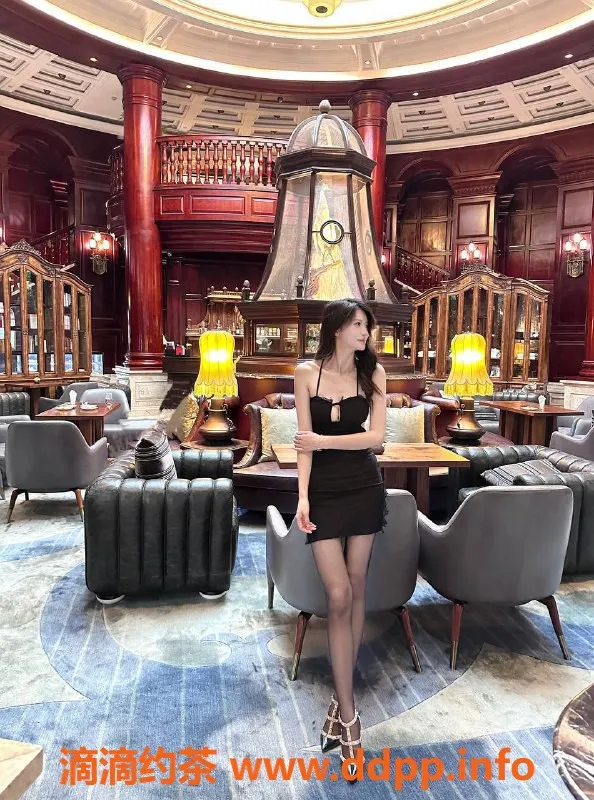 深圳楼凤-福田区御姐Lucky，1088起，五星推荐！