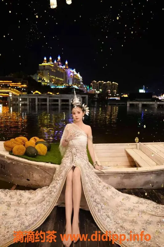 深圳楼凤资源信息,罗湖区御姐路瑶瑶，800元来体验制服服务！