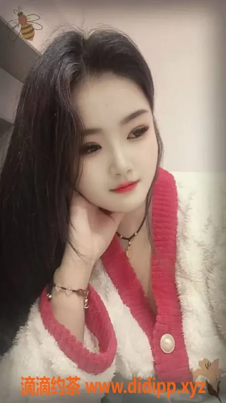 深圳楼凤-光明区乐乐，优质御姐提供舌吻服务