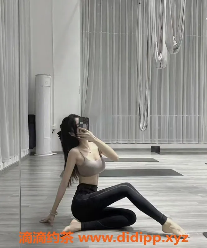 杭州楼凤-拱墅区健身教练彤彤，98年F➕粉嫩，服务超好