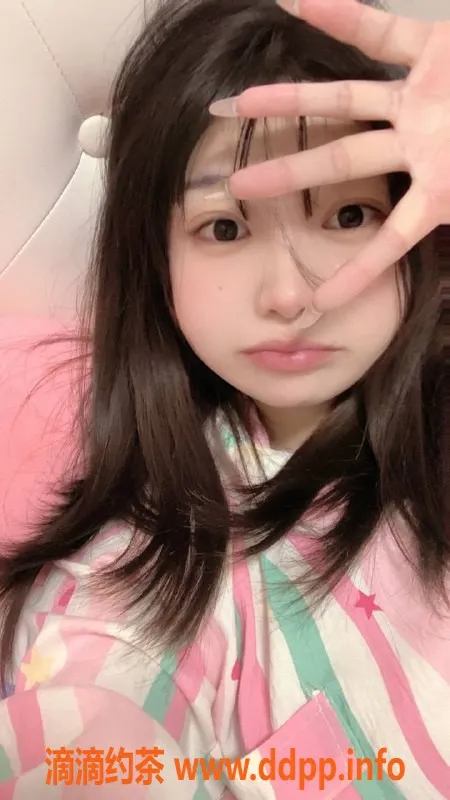 成都楼凤-武侯区嫩妹表妹，160微胖型老师，超值服务