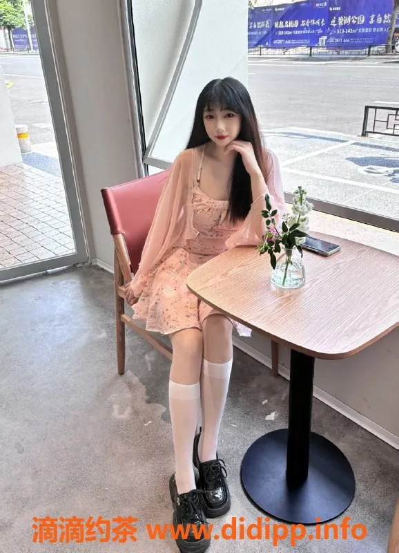 厦门楼凤资源信息,思明嫩妹小兮兮，19岁真实学生，配合度超高