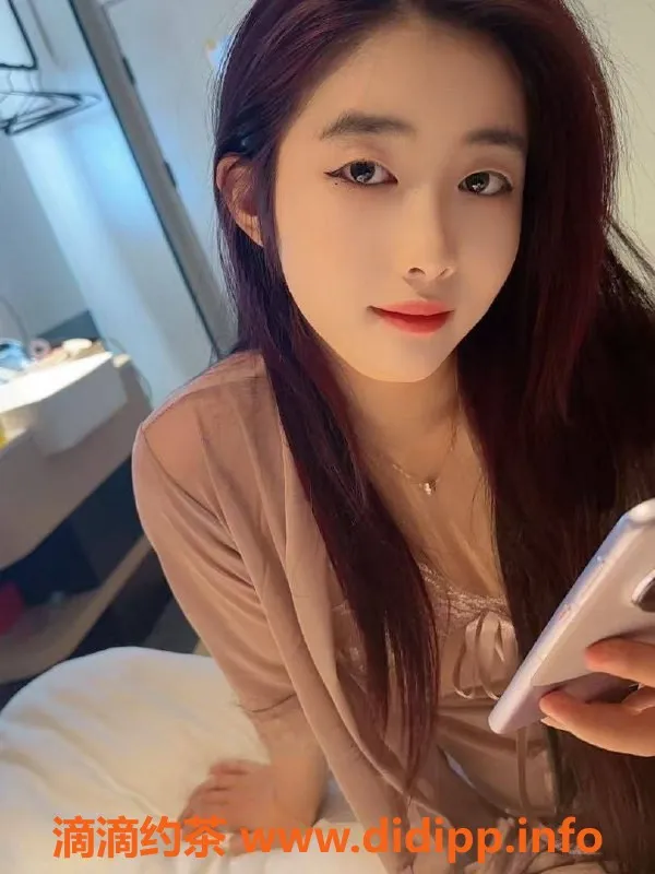 深圳楼凤-南山区嫩妹可可，1000元享制服服务