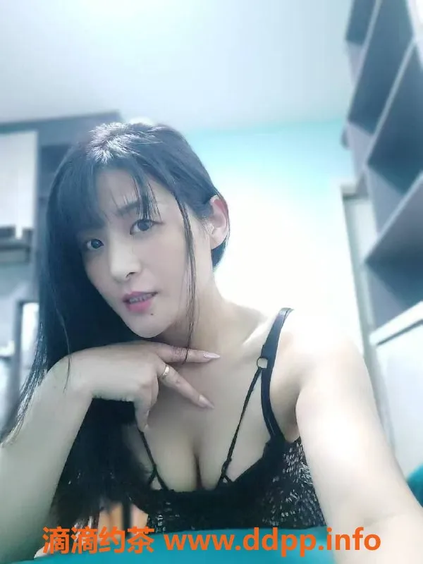 深圳楼凤-龙岗小野猫，27岁，36C胸围，酒店服务推荐