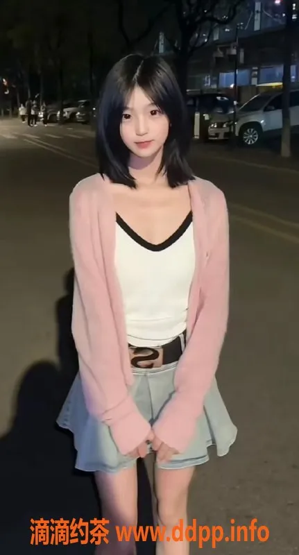 北京楼凤资源信息,丰台小嫣，18岁168cm，46kg，1499元开启一次激情之旅