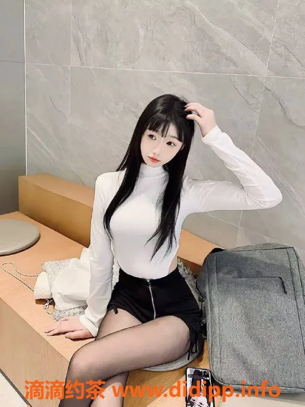 杭州楼凤-上城嫩妹小雨，颜值爆表约1100起