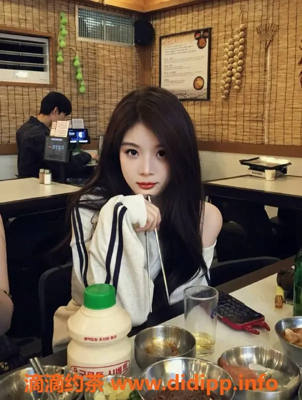 杭州楼凤-上城月亮姐姐，18P魅力御姐服务