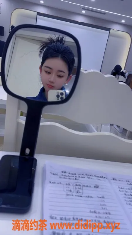 成都楼凤-成都乐瑶，高颜值165cm，仅96斤，陪洗服务900元起