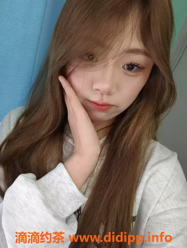 成都楼凤-成都婷婷，160身高90斤，嫩妹服务超给力