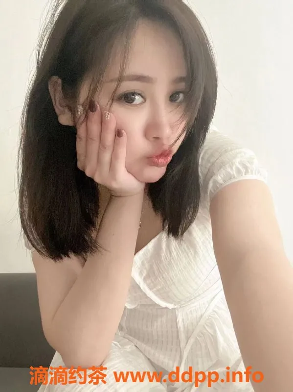 广州楼凤-白云静静，服务价600p，1100pp