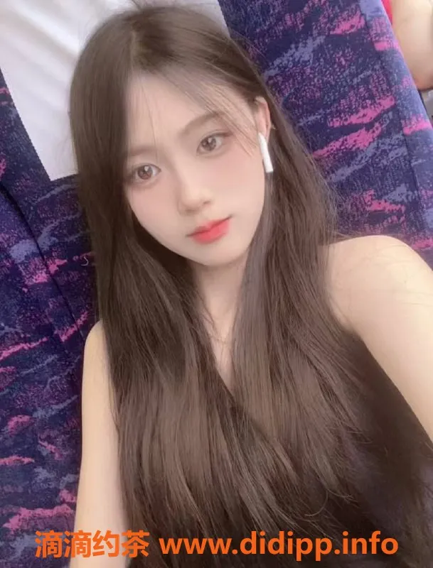 广州楼凤-荔湾婷婷，嫩妹双飞服务，18PP体验