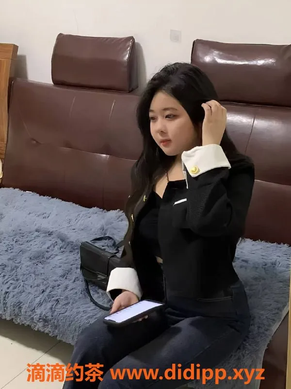 广州楼凤-金沙洲御姐奈奈，69p视频验证，服务超赞！