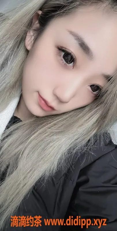 上海楼凤-闵行小鸭梨，20岁165身高，800元45分钟服务