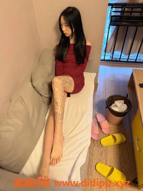 成都楼凤-成都微微，168cm大长腿，身材超赞，600元三件套服务
